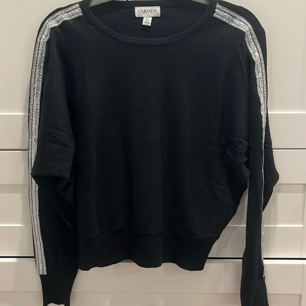 Black sweater with bling different diamonds